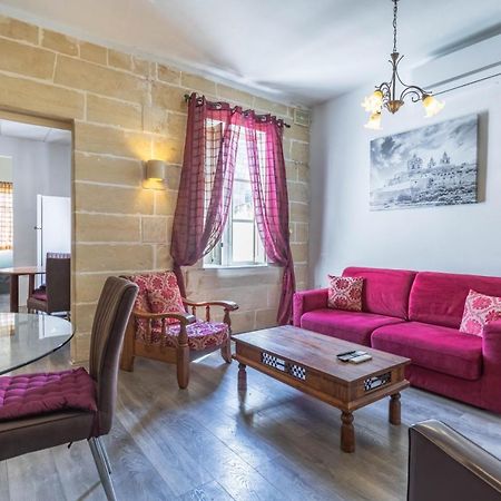 Charming Duplex Apartment In The Centre Of Слима Экстерьер фото