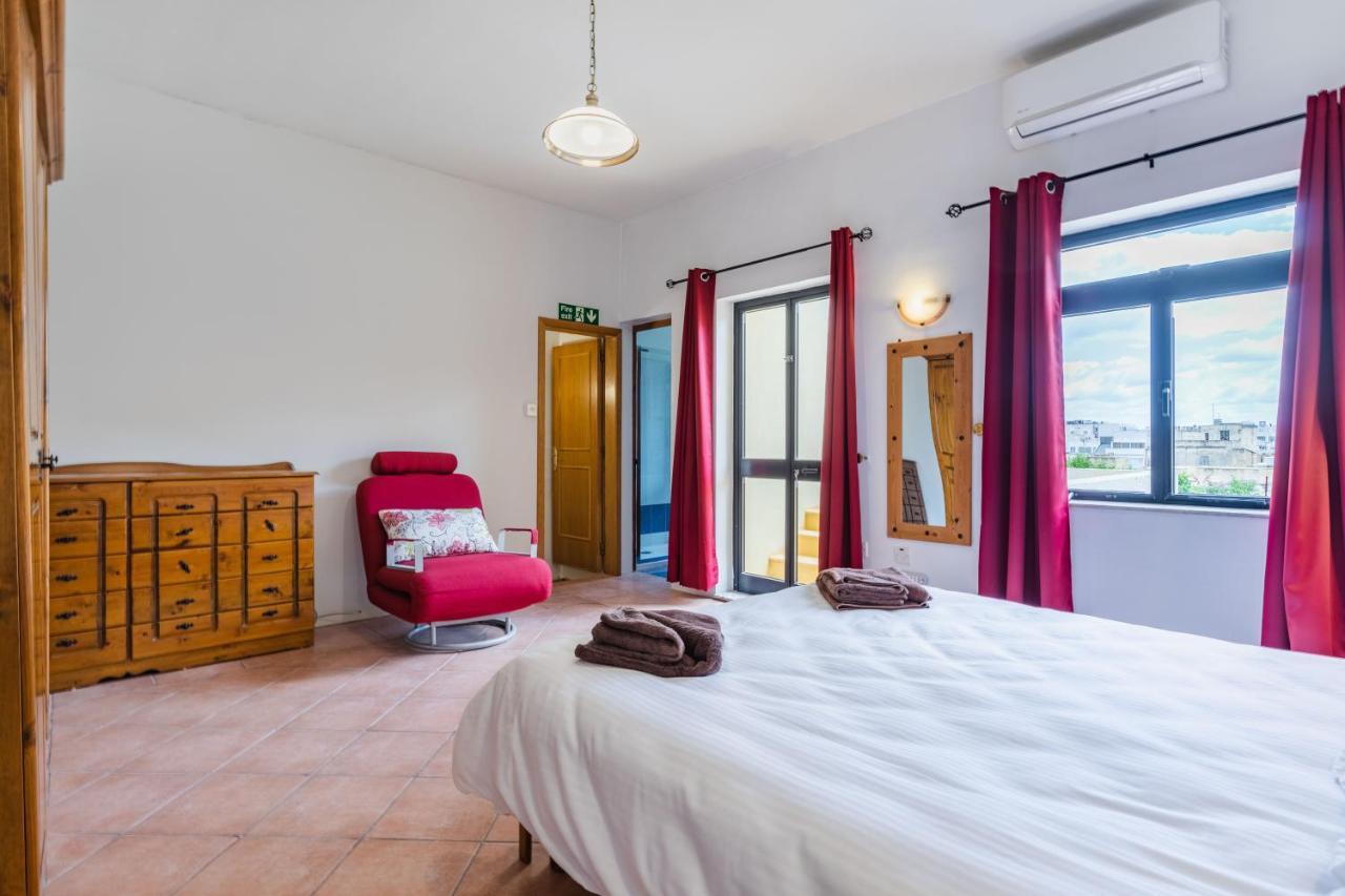 Charming Duplex Apartment In The Centre Of Слима Экстерьер фото